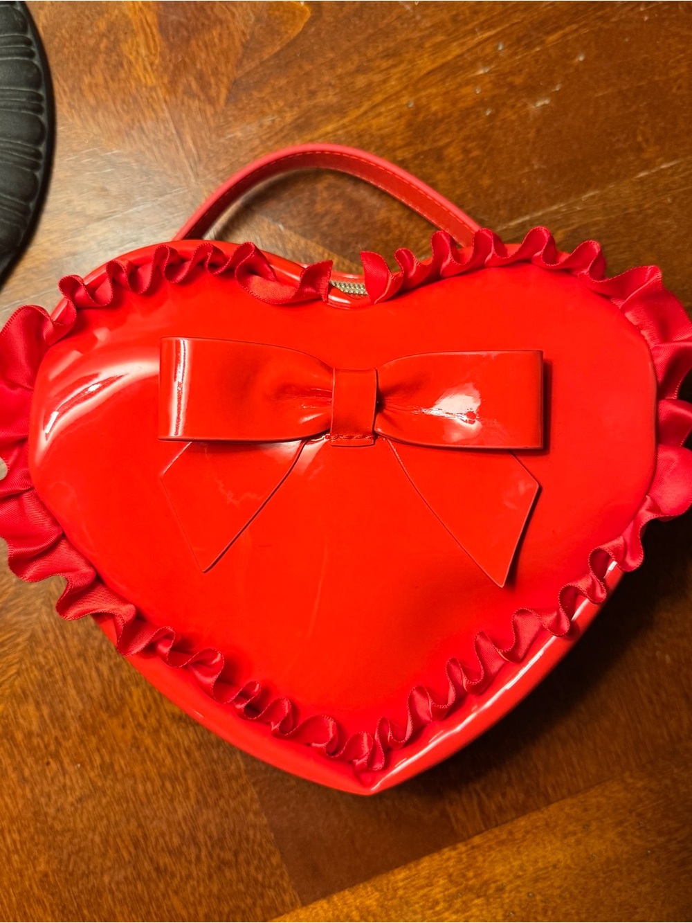 Heart-Shaped Bag with Bow • Coquette